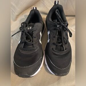 Women's UA Charged Assert 10 Running Shoes Size 9.5 NWOT